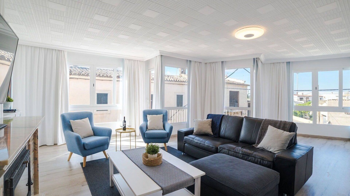 Binissalem Apartment | Beautiful apartment for 6 people with WIFI, A/C, TV and patio