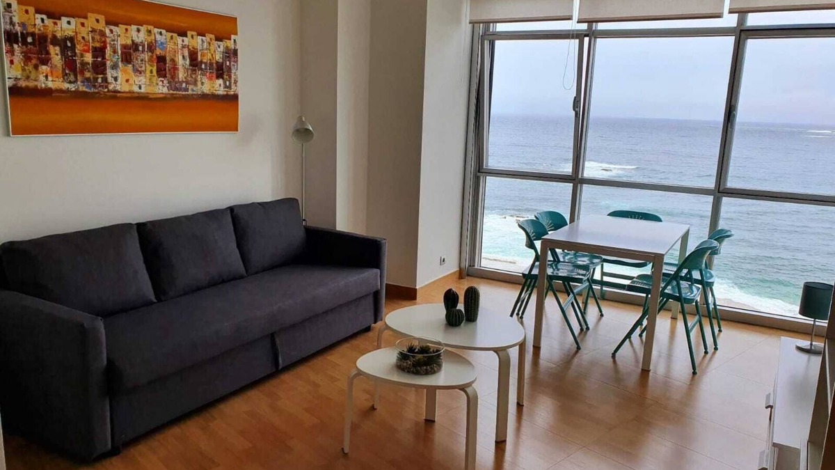 La Coruna Apartment | BEAUTIFUL APARTMENT FRONT PLAYA RIAZOR