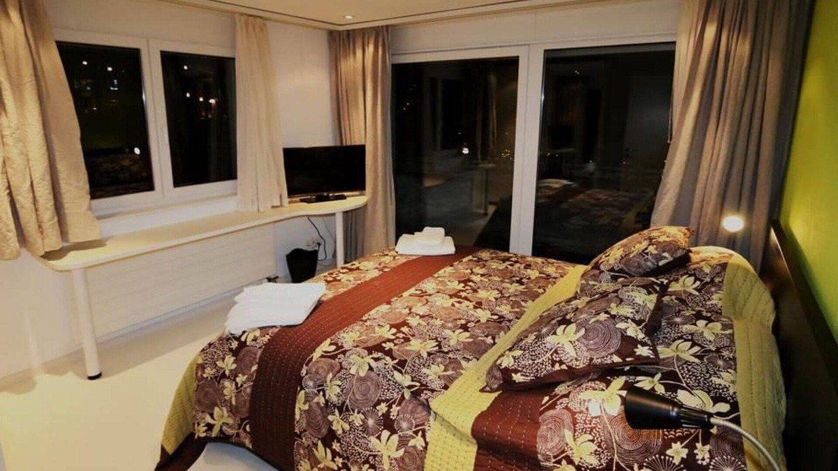 Saas-Fee Apartment | Beautiful apartment for 8 people with WIFI and balcony