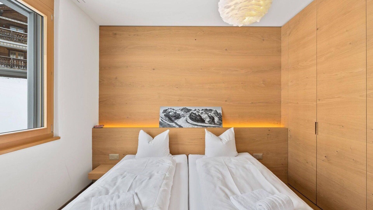 Valbella Apartment | Beautiful apartment for 6 people with WIFI, TV and balcony