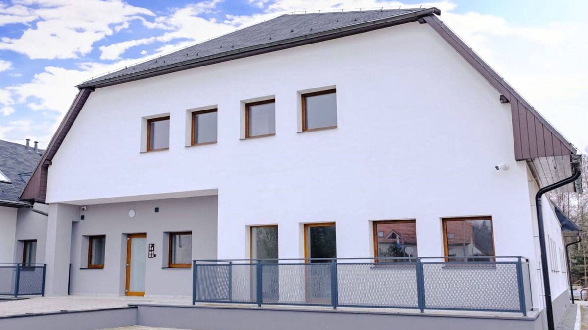 Trebon Apartment | Beautiful apartment for 5 people with WIFI, TV, terrace and panoramic view