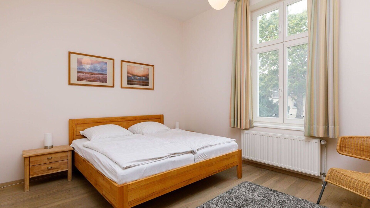 Ostvorpommern Apartment | Beautiful apartment for 4 people with WIFI, TV, balcony and parking