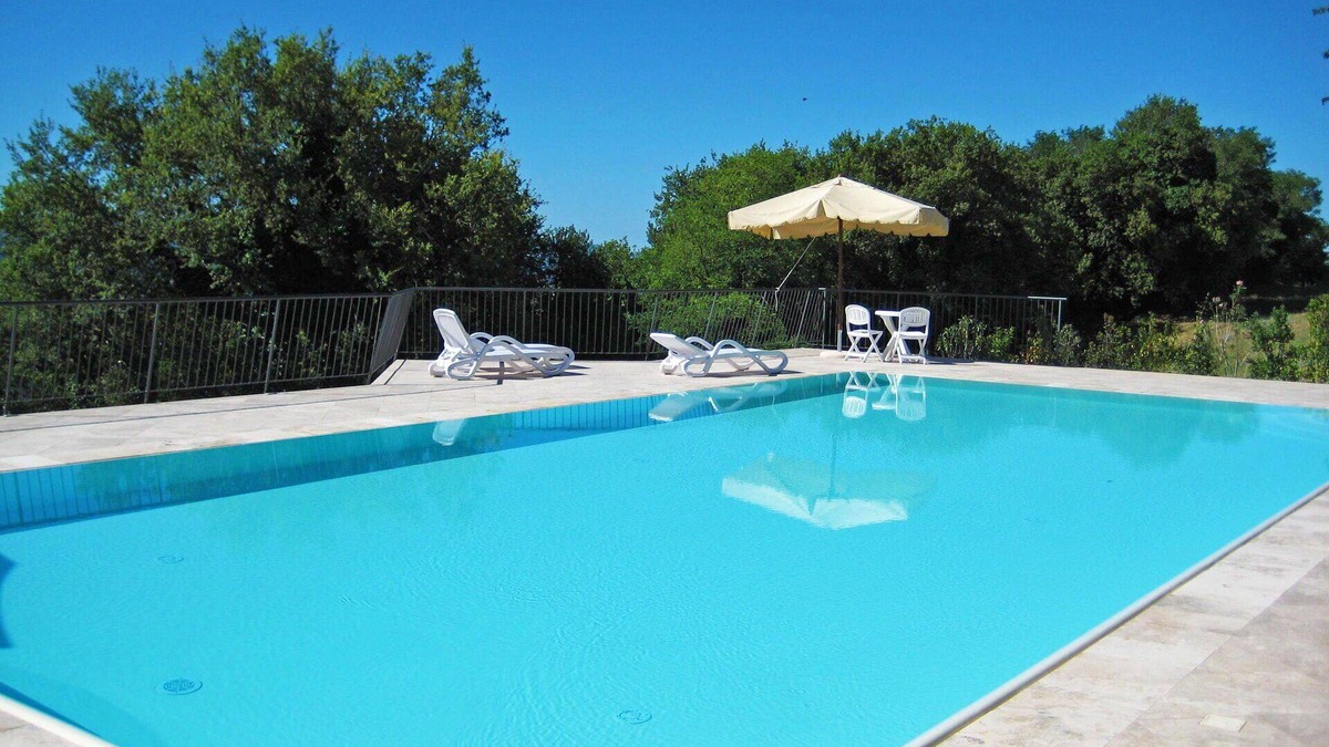 Volterra Apartment | Beautiful apartment for 4 guests with WIFI, pool, TV and pets allowed, close to San Gimignano