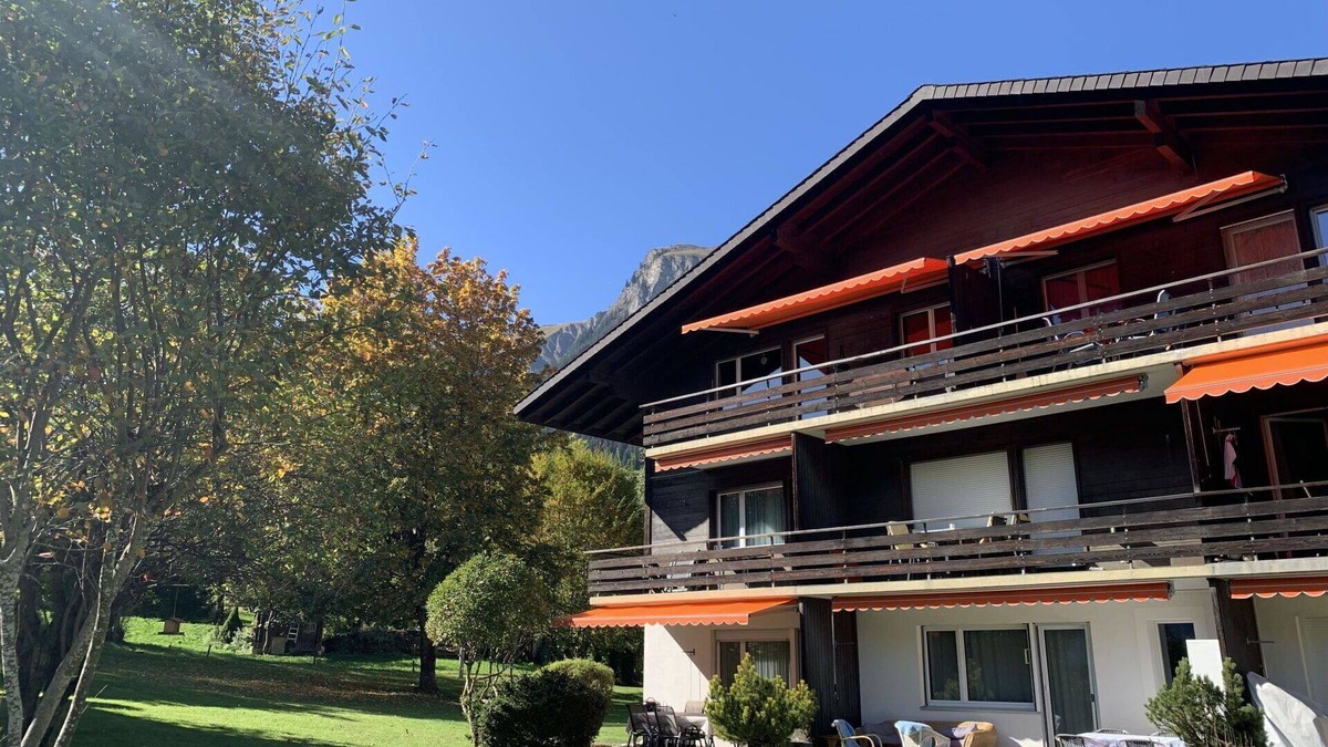Lenk Apartment | Beautiful apartment for 4 guests