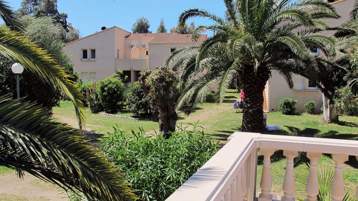 Calvi Apartment | Beautiful apartment for 4 people with A/C, pool, WIFI, TV, terrace and parking