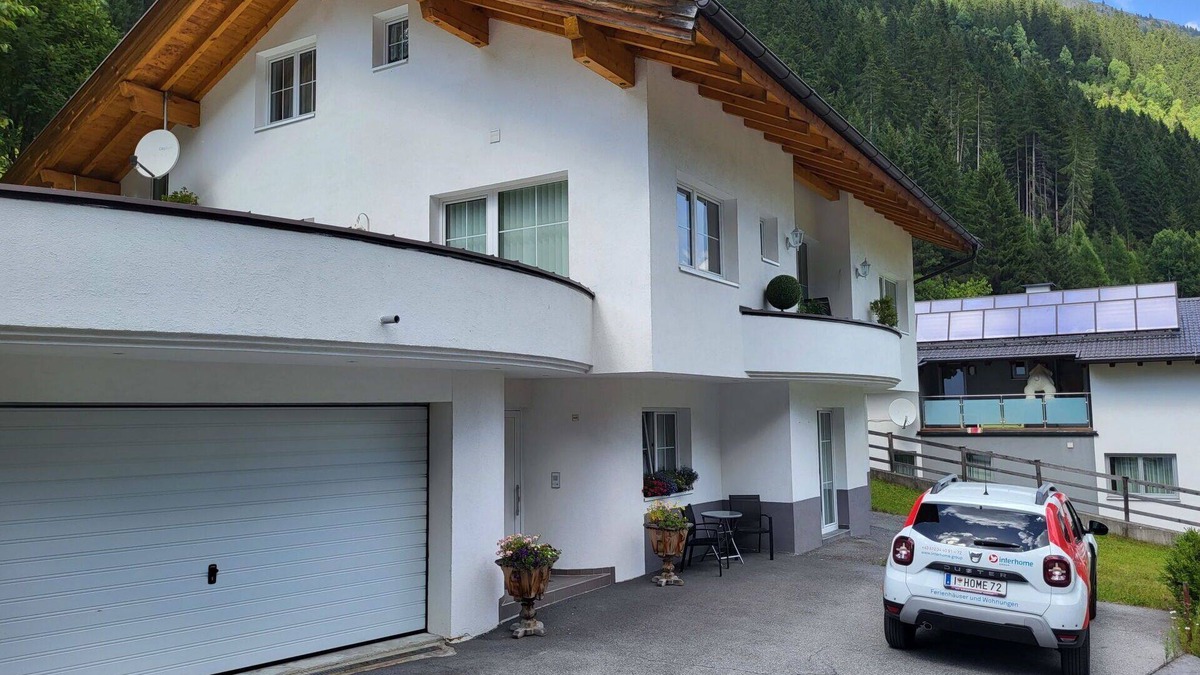 Ischgl Apartment | Beautiful apartment for 4 guests with TV and terrace