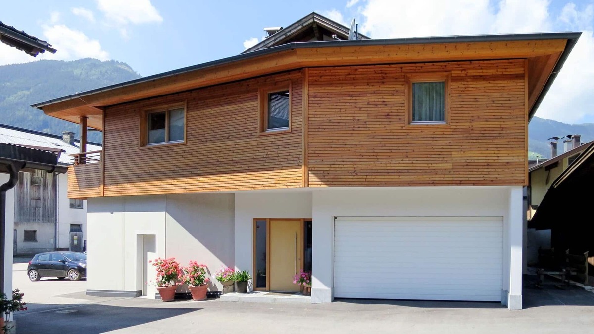 Uderns Apartment | Beautiful apartment for 4 people with WIFI, TV, balcony and parking