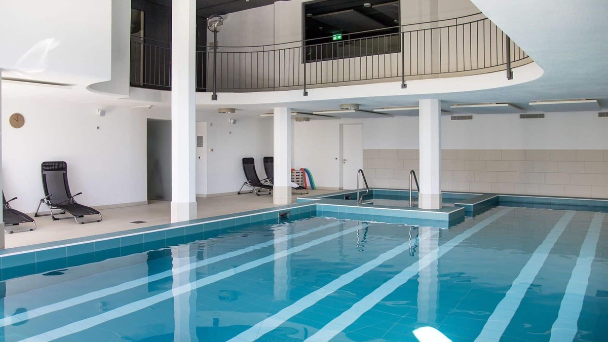 Falera Apartment | Beautiful apartment for 4 people with pool, WIFI, TV, balcony, panoramic view and parking