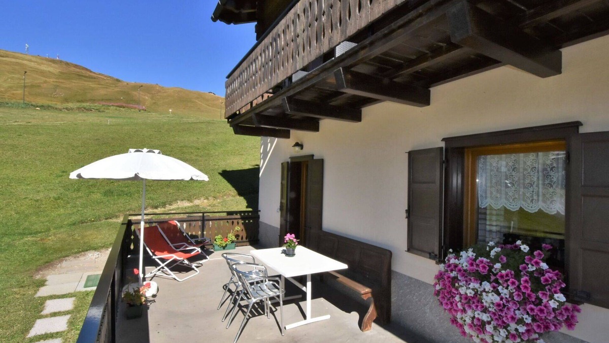 Trepalle Apartment | Beautiful apartment for 4 guests with WIFI, TV and terrace