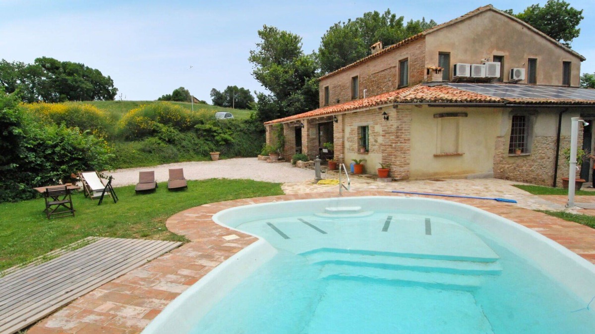 Granarola Apartment | Beautiful apartment for 2 people with WIFI, pool, A/C, TV, patio, pets allowed and panoramic view