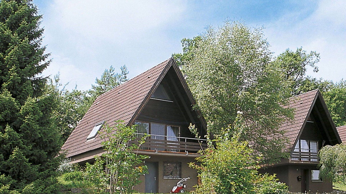 Wilhelmsdorf House | Beautiful apartment in villa for 5 guests with WIFI, TV, patio, pets allowed and panoramic view