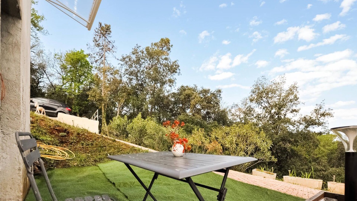 Biot Apartment | Beautiful apartment in Biot with WiFi