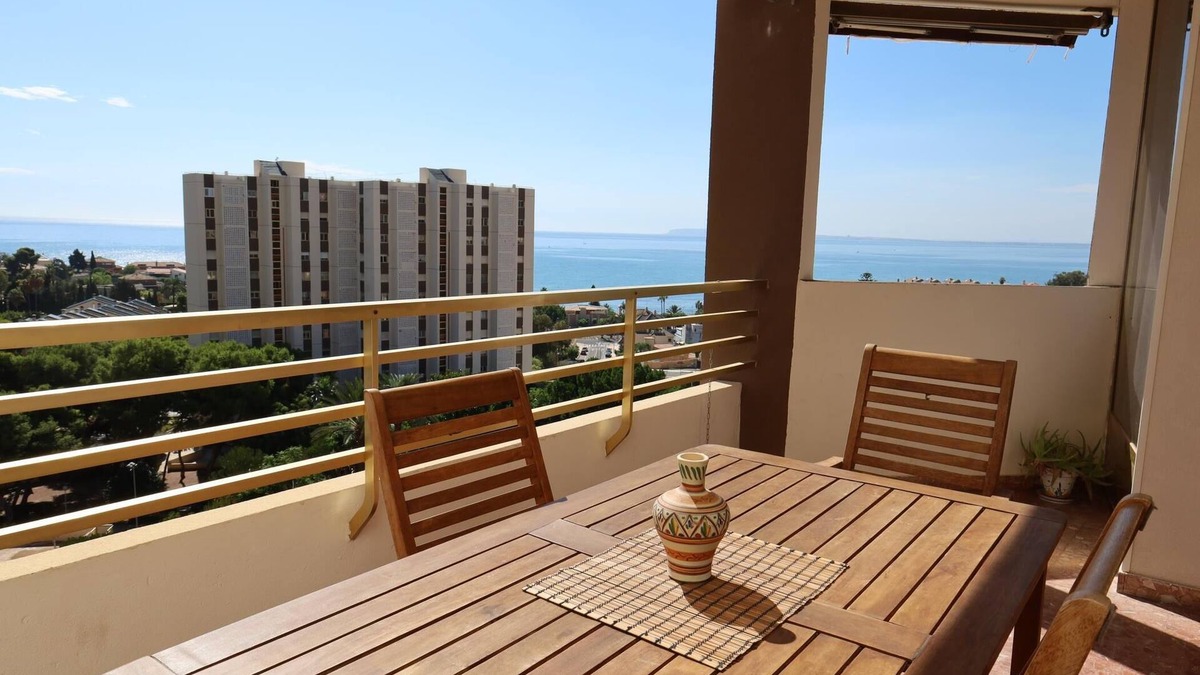Cabo de las Huertas Apartment | Beautiful apartment in Alicante for 5 with fantastic views