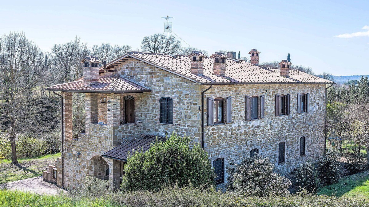 Lidarno Villa | Beautiful apartment in villa for 6 people with pool, WIFI, TV, patio and pets allowed