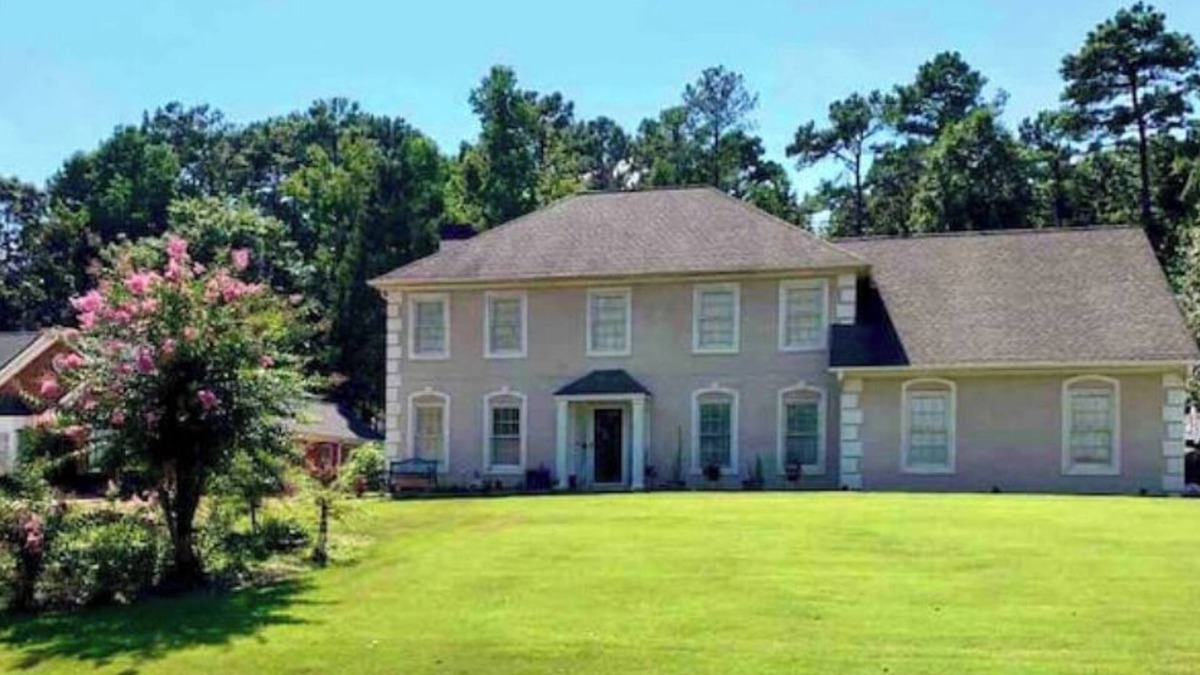 Conyers Apartment | Beautiful Apartment in Conyers With Jacuzzi Tub, Full Kitchen, WIFI