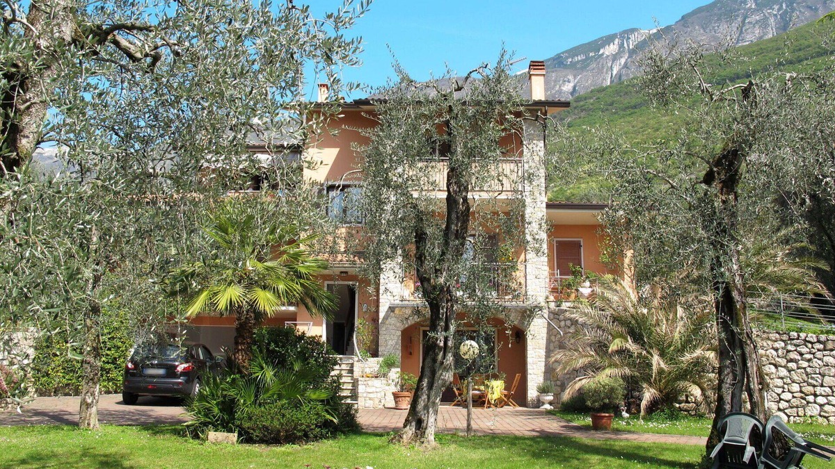 Val di Sogno Apartment | Beautiful apartment for 4 people with WIFI, TV, terrace and pets allowed