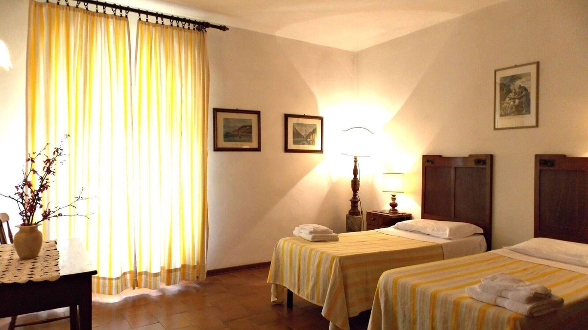 Scarperia e San Piero Villa | Beautiful apartment in villa for 6 guests with pool, WIFI, TV and panoramic view