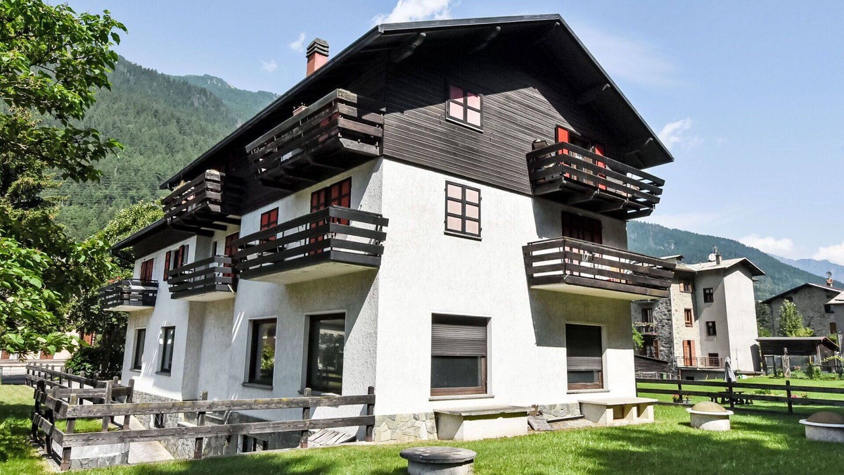 Cepina Apartment | Beautiful apartment for 3 guests with WIFI, TV, terrace and pets allowed