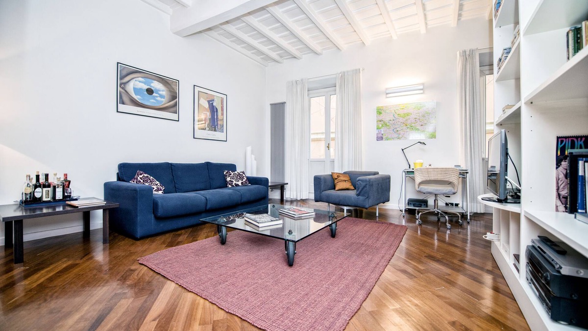 Rione III Colonna Apartment | Beautiful apartment just steps from the Spanish Steps and the Trevi Fountain