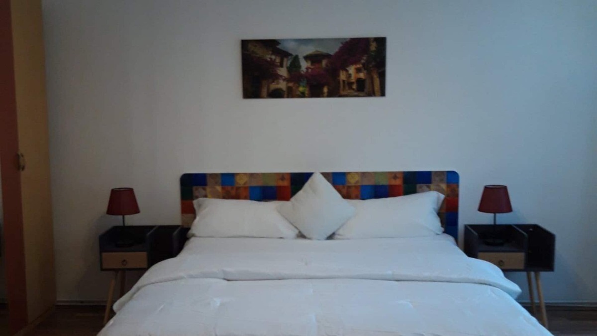 Rudolfsheim-Funfhaus Apartment | Beautiful apartment near city center of Vienna.