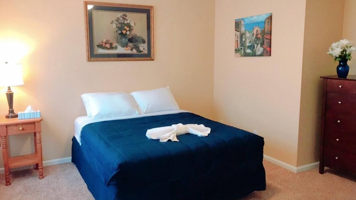 Downtown Greensboro Apartment | Beautiful apartment in Historic Downtown area, perfect for long term stays