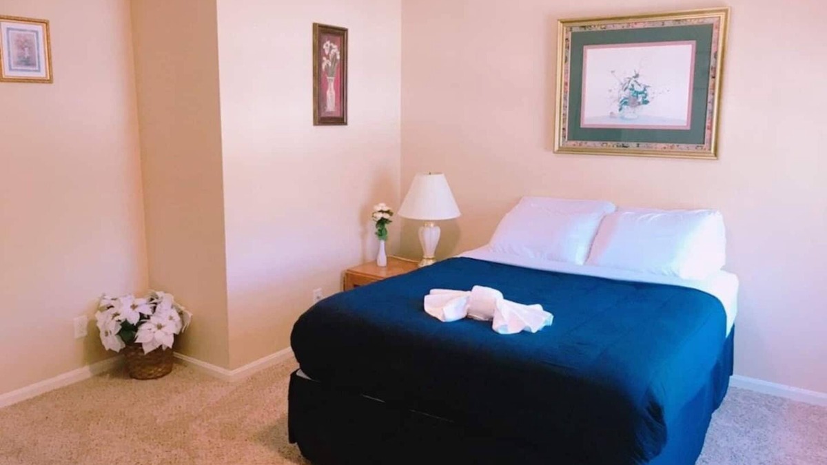 Greensboro Apartment | Beautiful Apartment in Historic Downtown Area!