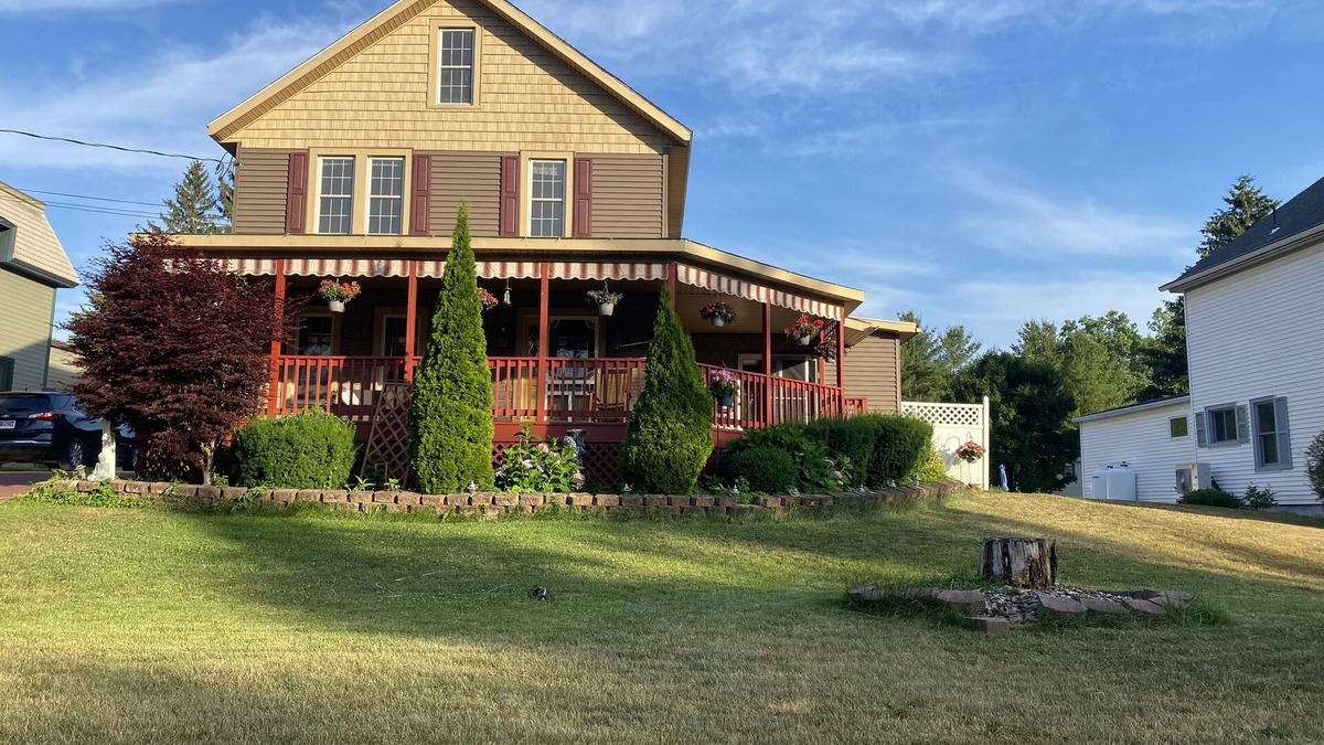 Stillwater Apartment | Beautiful apartment in Historic Stillwater, mins from Saratoga