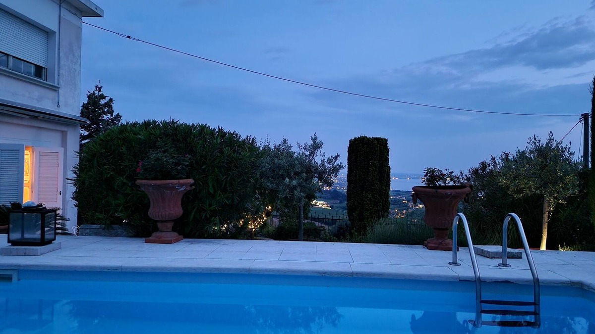 Cavaion Veronese Condo | Beautiful apartment with pool and stunning views of Lake Garda