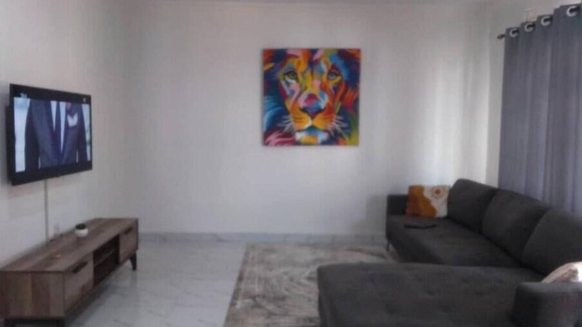 Livingstone Apartment | Beautiful Apartment 3