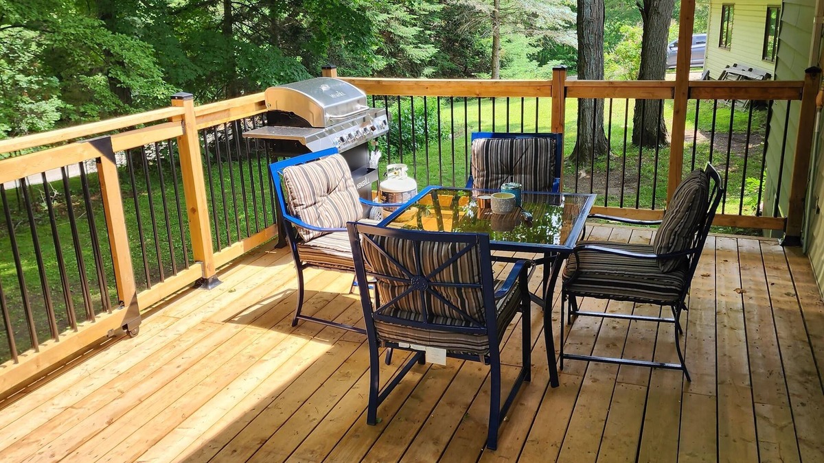 Bala House | Beautiful Bala Bungalow minutes to all Bala has to offer!