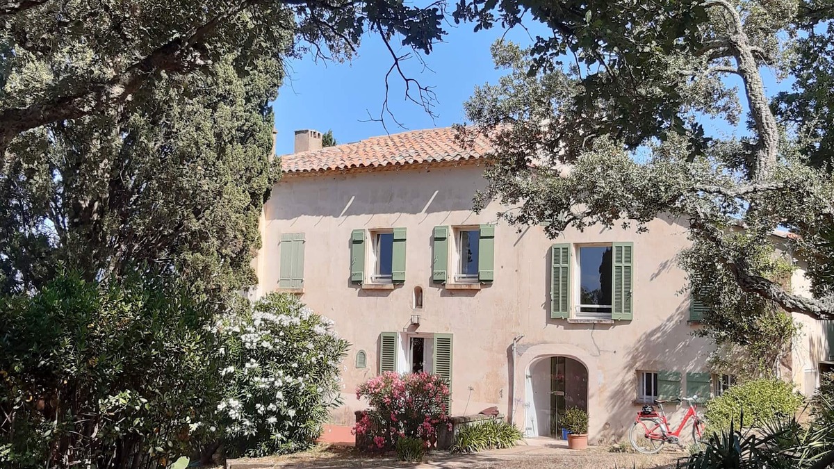 Saint-Tropez Villa | Beautiful bastide with sea view and large garden