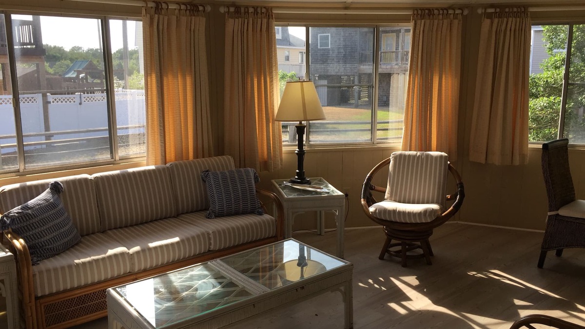 Kill Devil Hills Cottage | Beautiful Beach Cottage, comfortable, centrally located.