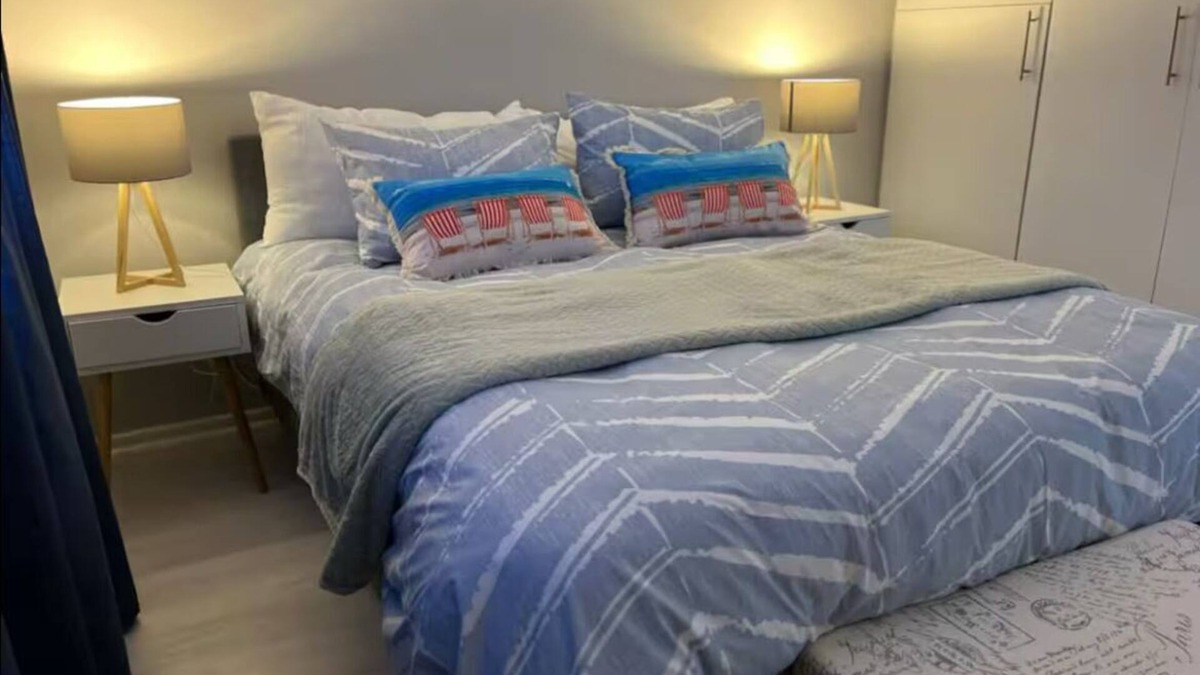 Bloubergstrand Condo | Beautiful Beach Condo Flat in Blouberg