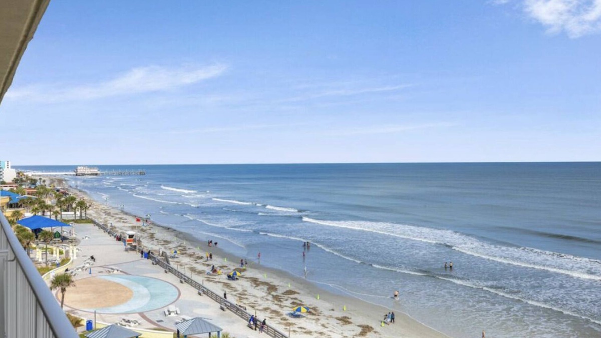 Marshall Park Resort | Beautiful Beachfront Resort Condo Daytona Beach