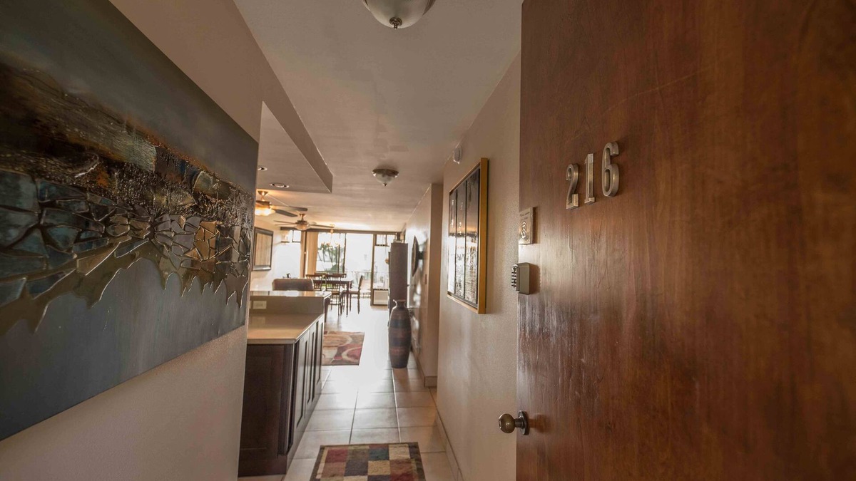 Maalaea Condo | Beautiful BeachFront condo Oceanview last minute special through 2025 180nt