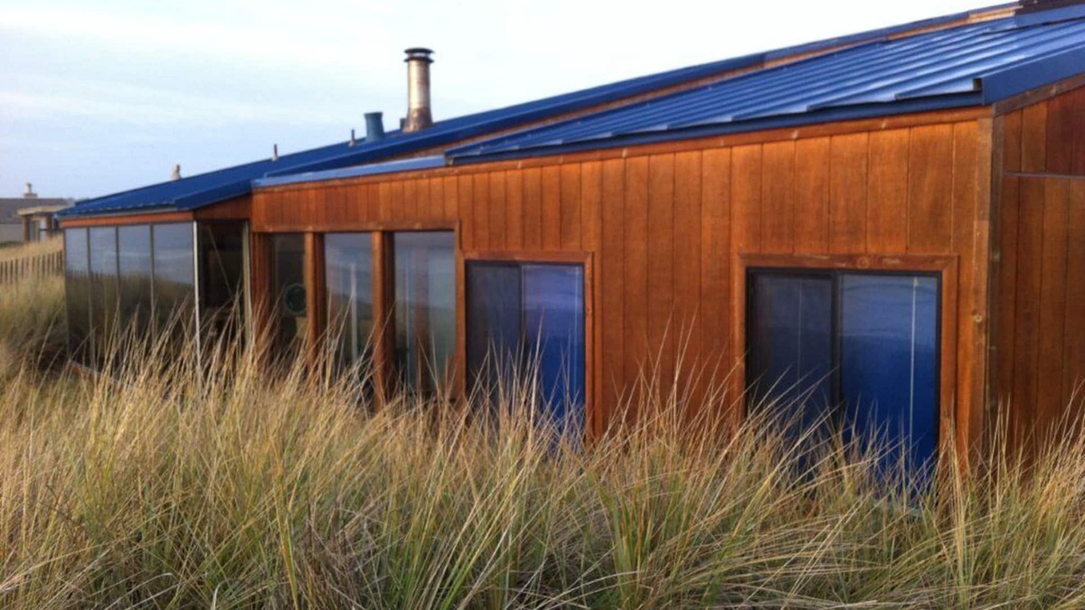 Watsonville House | Beautiful Beachfront Home for Gathering of Family & Friends