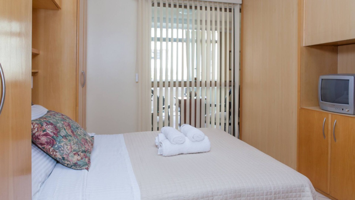 Sudoeste e Octogonal Apartment | Beautiful bedroom and living room in southwest 53m2 with garage