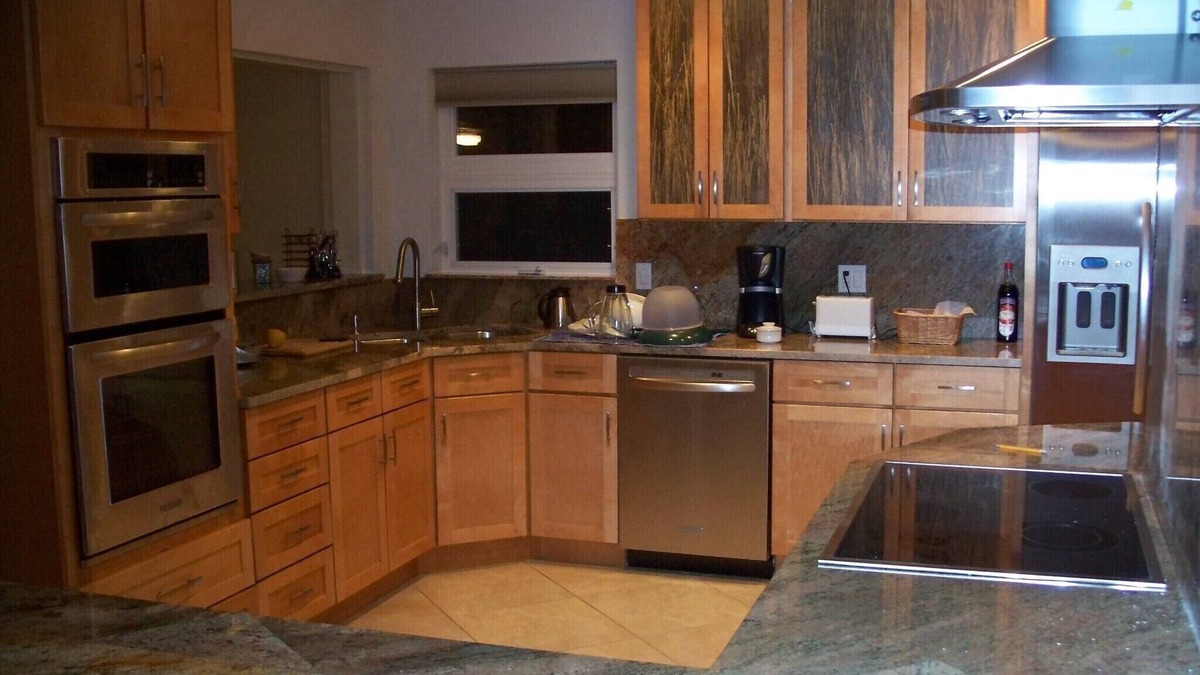 Harbor Bluffs House | Beautiful Belleair 3 Bedroom Luxury Home with Pool