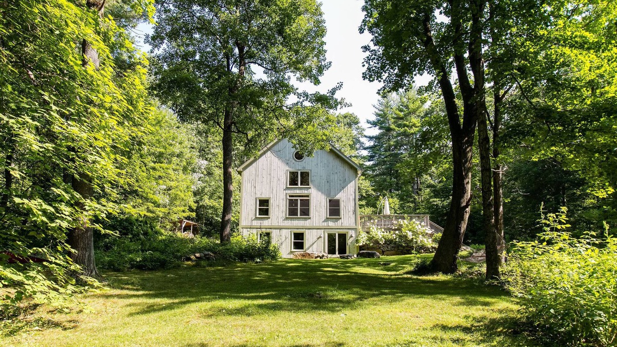 Monterey House | Beautiful Berkshire family home