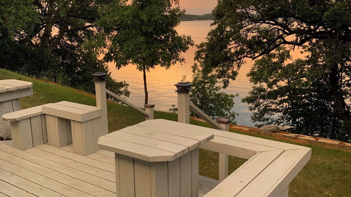 Detroit Lakes House | Beautiful Big Pelican Lake 3 Bedroom Home with Gorgeous Views and Sugar Sand!