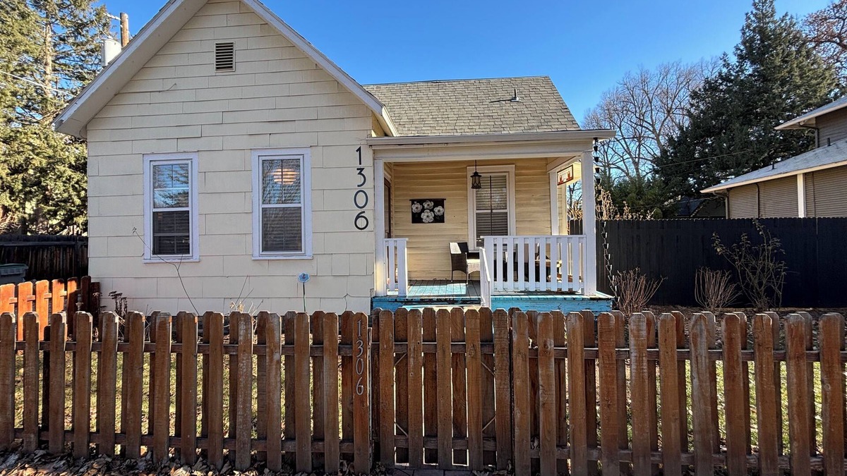 North End Cottage | Beautiful Boise Historic District Stay – Walkable, Bikeable, Unforgettable!