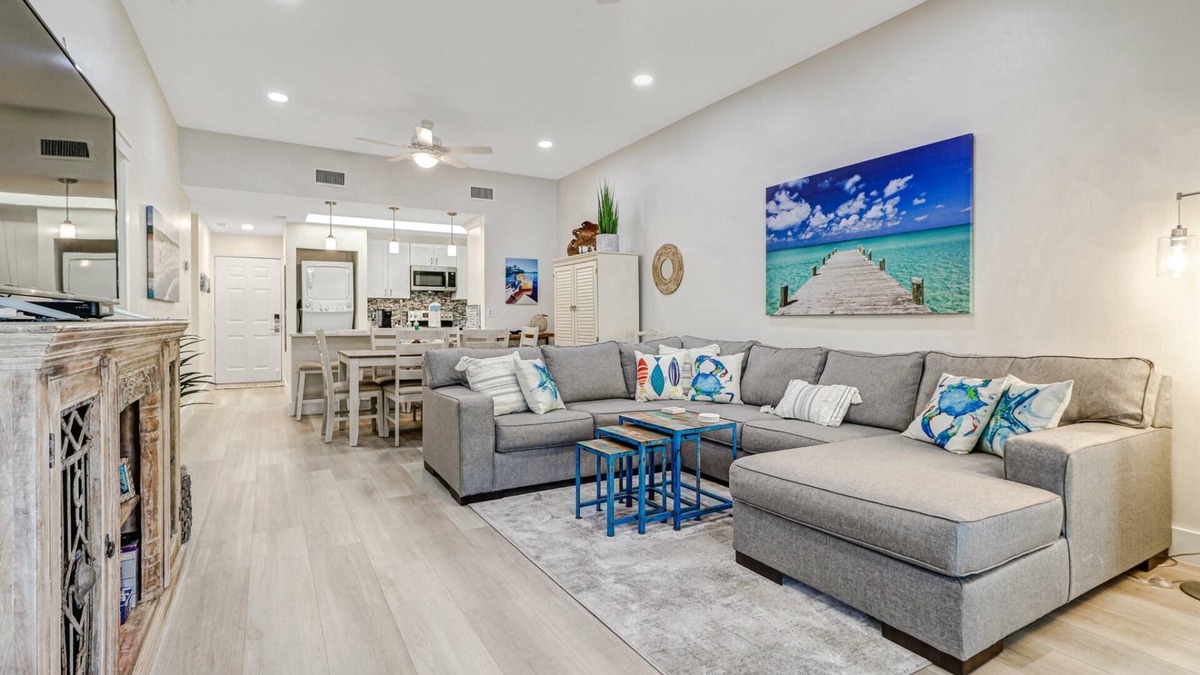 Bonita Bay Condo | Beautiful Bonita Bay Condo! Beach Shuttle, Pool, Kayaks, Tennis & Over $100 of Free Daily Activities