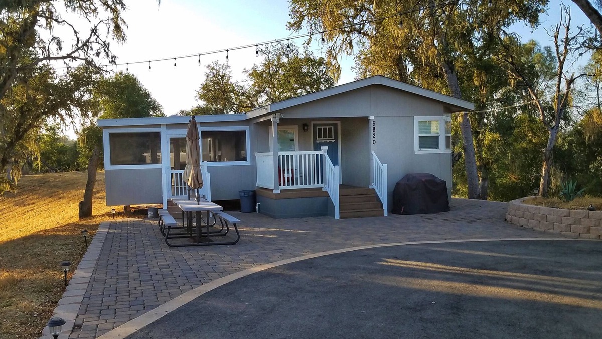 Paso Robles House | Beautiful, brand new manufactured home on the south shore of Lake Nacimiento.
