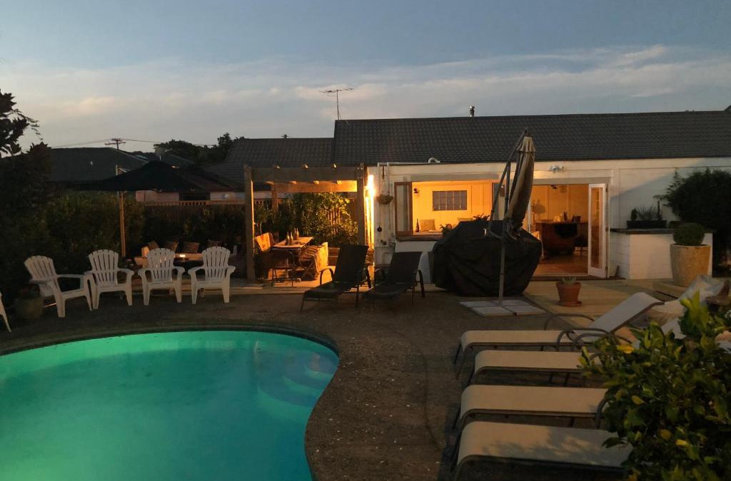 Blenheim House | Beautiful Bungalow CBD