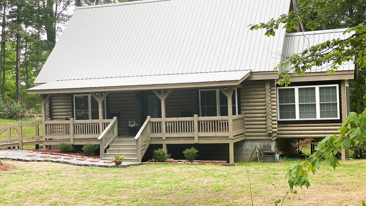 Trenton Cabin | Beautiful Cabin on Private Wooded Acreage