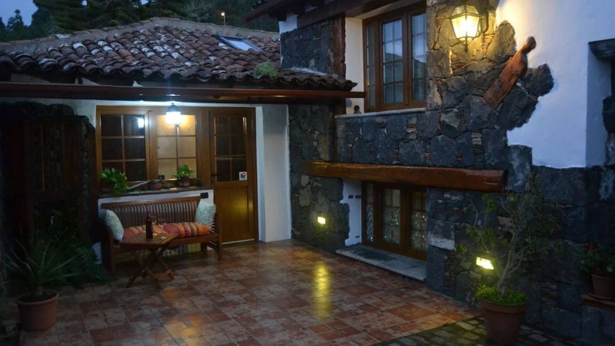Garachico House | Beautiful Canarian Cottage In Typical Canarian Village