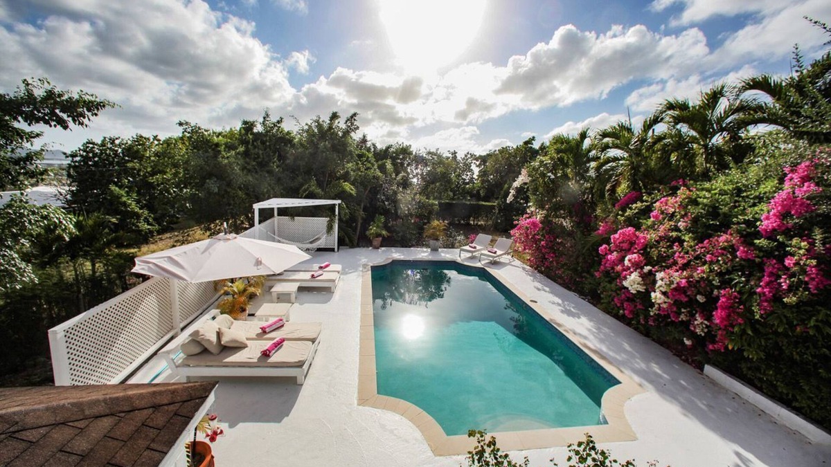 Runaway Bay Villa | Beautiful Caribbean style house overlooking the Caribbean Sea