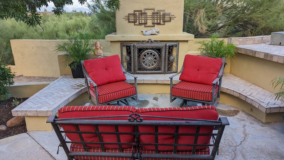 Desert View Village House | Beautiful Cave Creek/North Scottsdale Home 3 Bedroom-2 Bath + Casita - Acre Lot