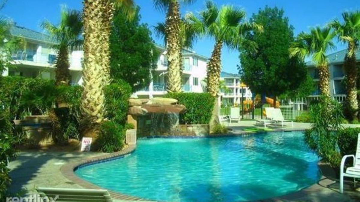 St. George Condo | Beautiful clean condo in Las Palmas Resort in St. George
