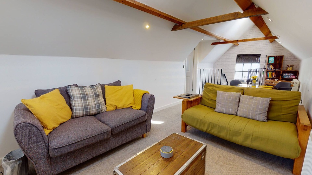 Gloucester House | Beautiful Coach House